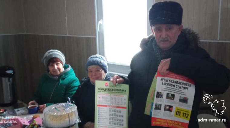 ТОС «Захребётное» помогает и словом и делом. ТОС «Захребётное» помогает и словом и делом.